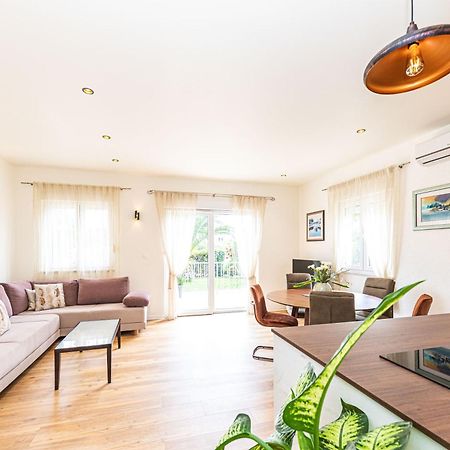 Apartments Jokica Сплит Экстерьер фото